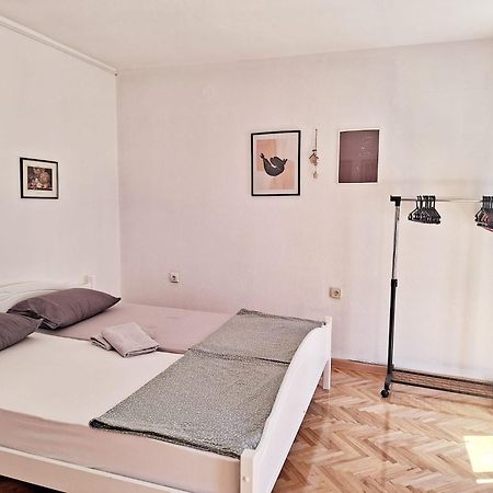Apartman Square Μόσταρ Εξωτερικό φωτογραφία