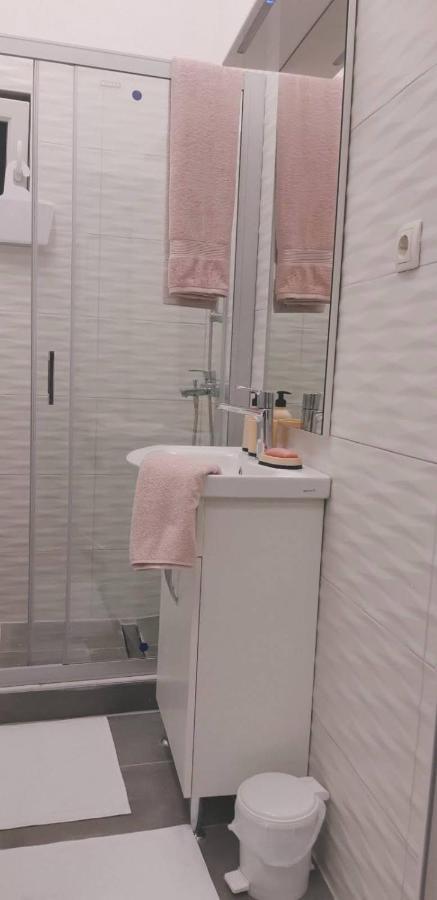 Apartman Square Μόσταρ Εξωτερικό φωτογραφία