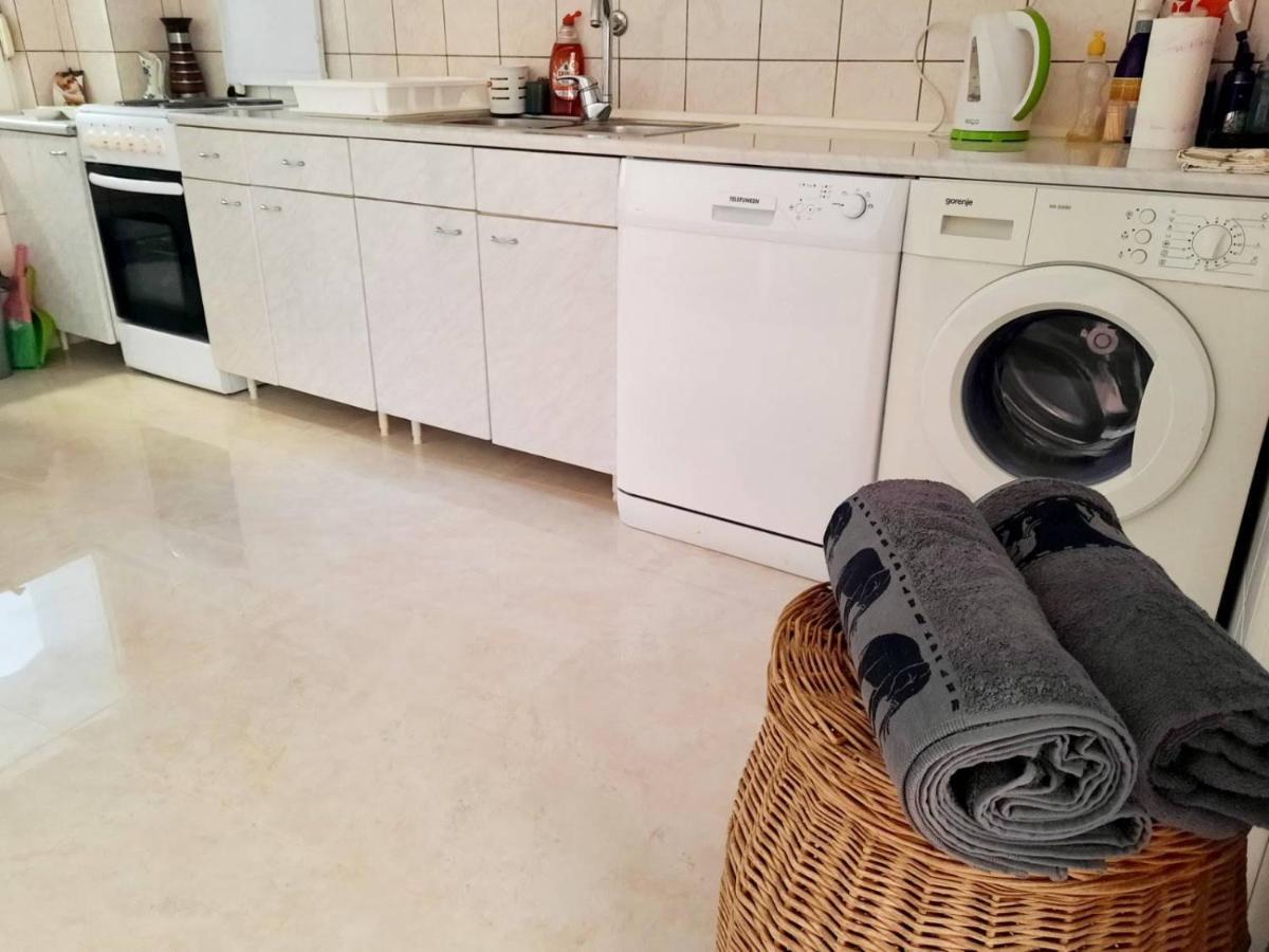 Apartman Square Μόσταρ Εξωτερικό φωτογραφία